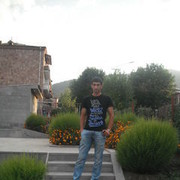  ,  hayko, 35