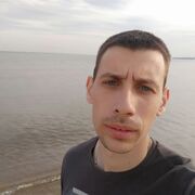   ,  Serhii, 31