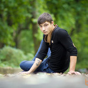  ,   Mike, 32 ,   