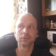  ,  Valdas, 38