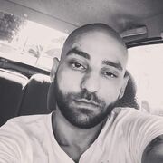   ,  Davo, 35