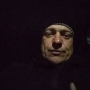  ,  Sasha, 40