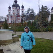  ,   Viktoria, 59 ,  