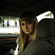  ,  Ilona, 30