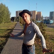  ,   Jonh, 35 ,   ,   , c 