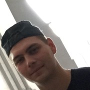 ,  Ivan, 32
