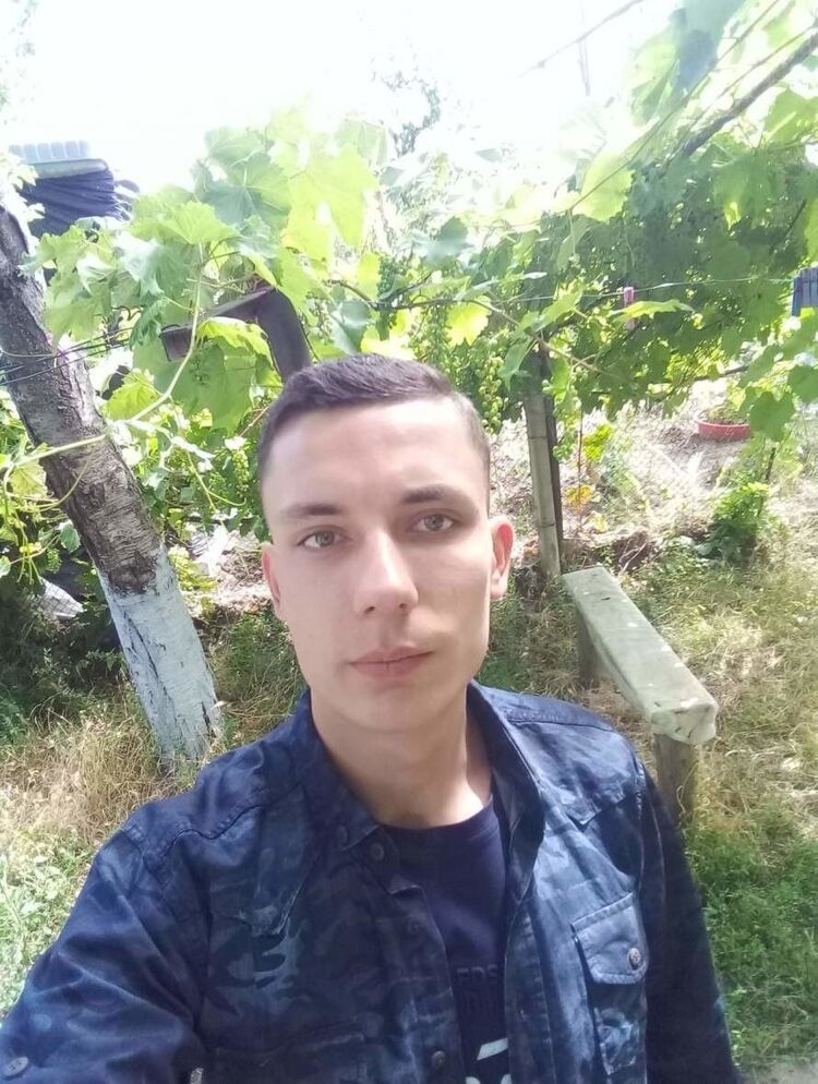  12066599  , 32 ,    