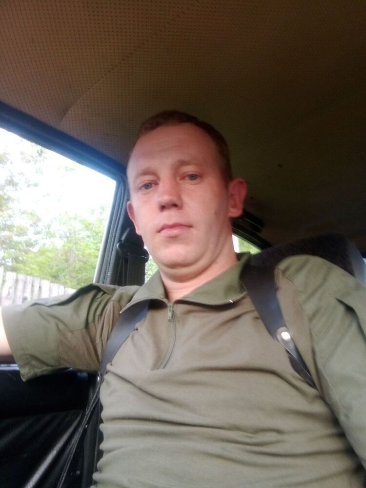  37055759  , 30 ,    