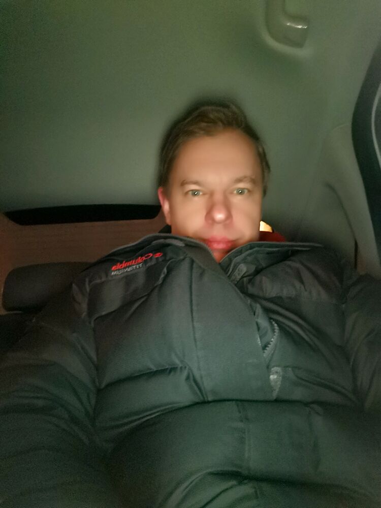  54638449  , 43 ,    -