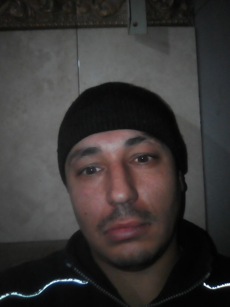  ,   Aleksanber, 41 ,   