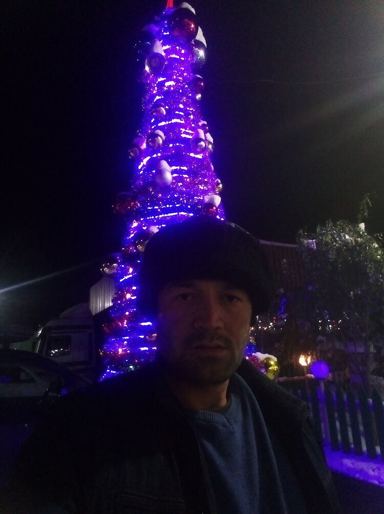  40160719  Ruslan, 30 ,    