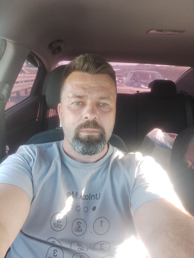  36941449  , 52 ,    