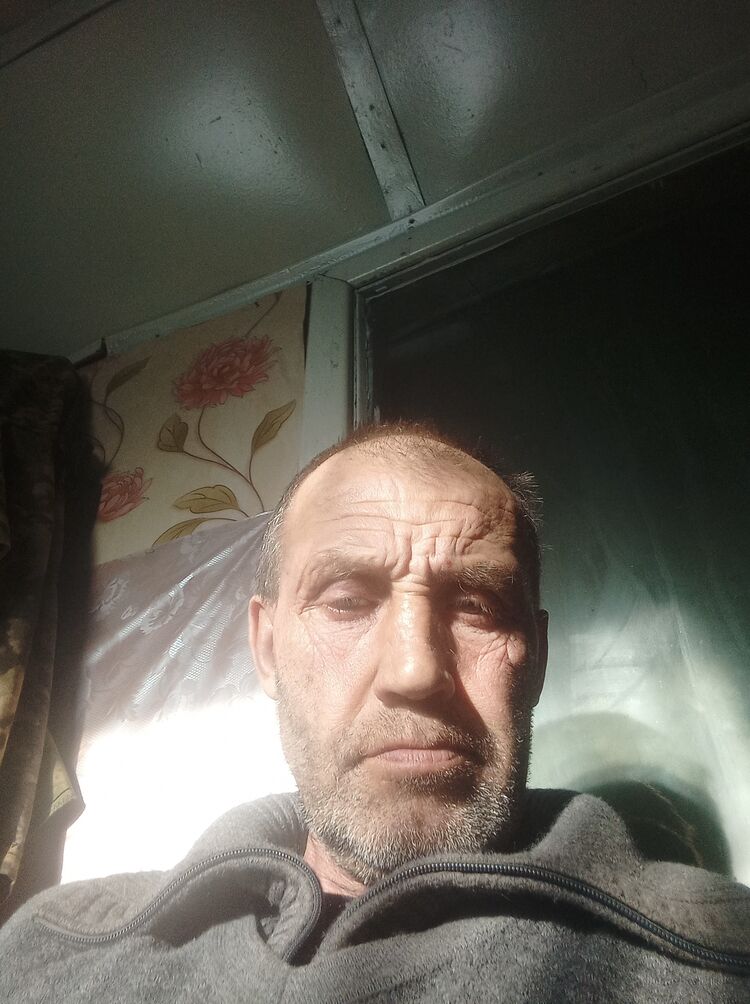  48880779  Hgdnma, 51 ,    