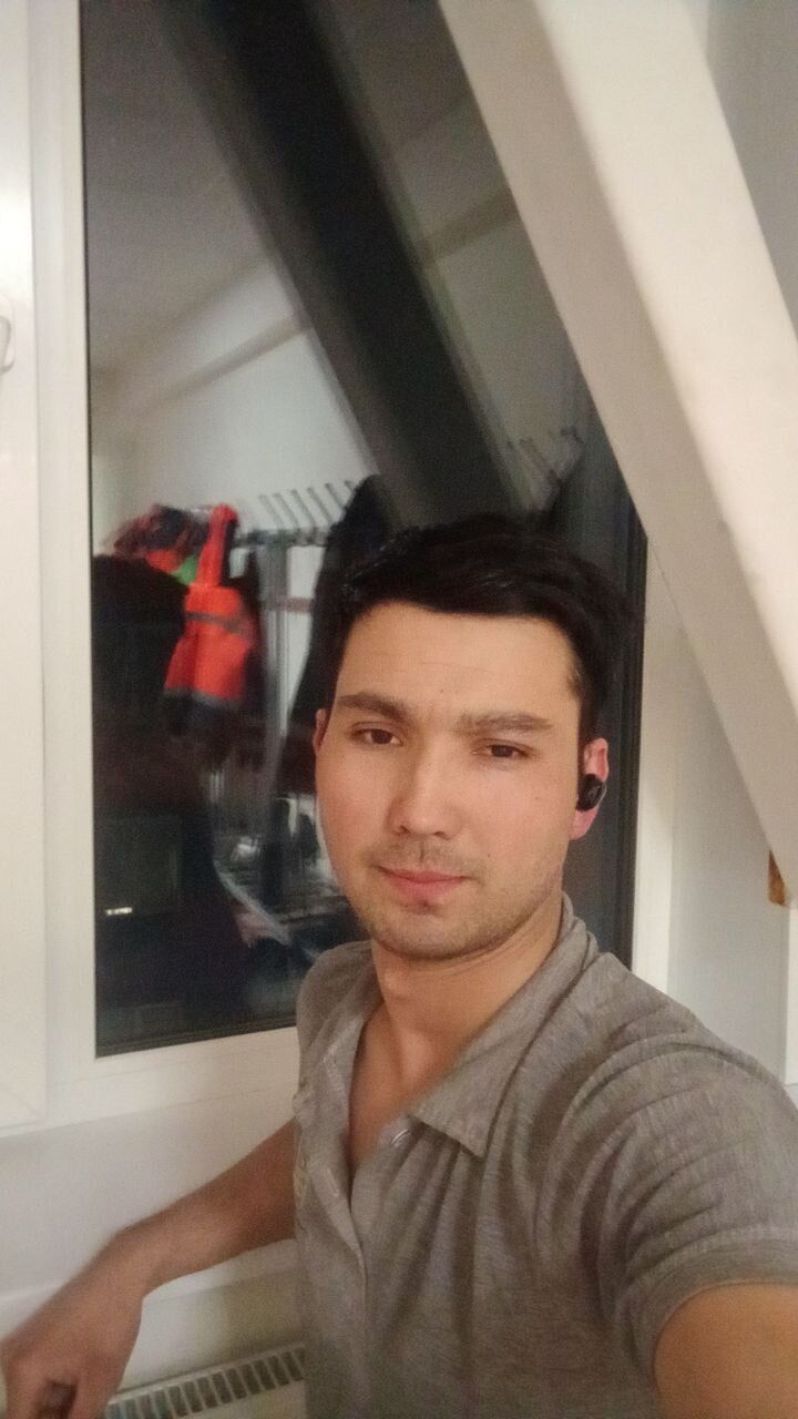  ,   Ali, 28 ,   ,   