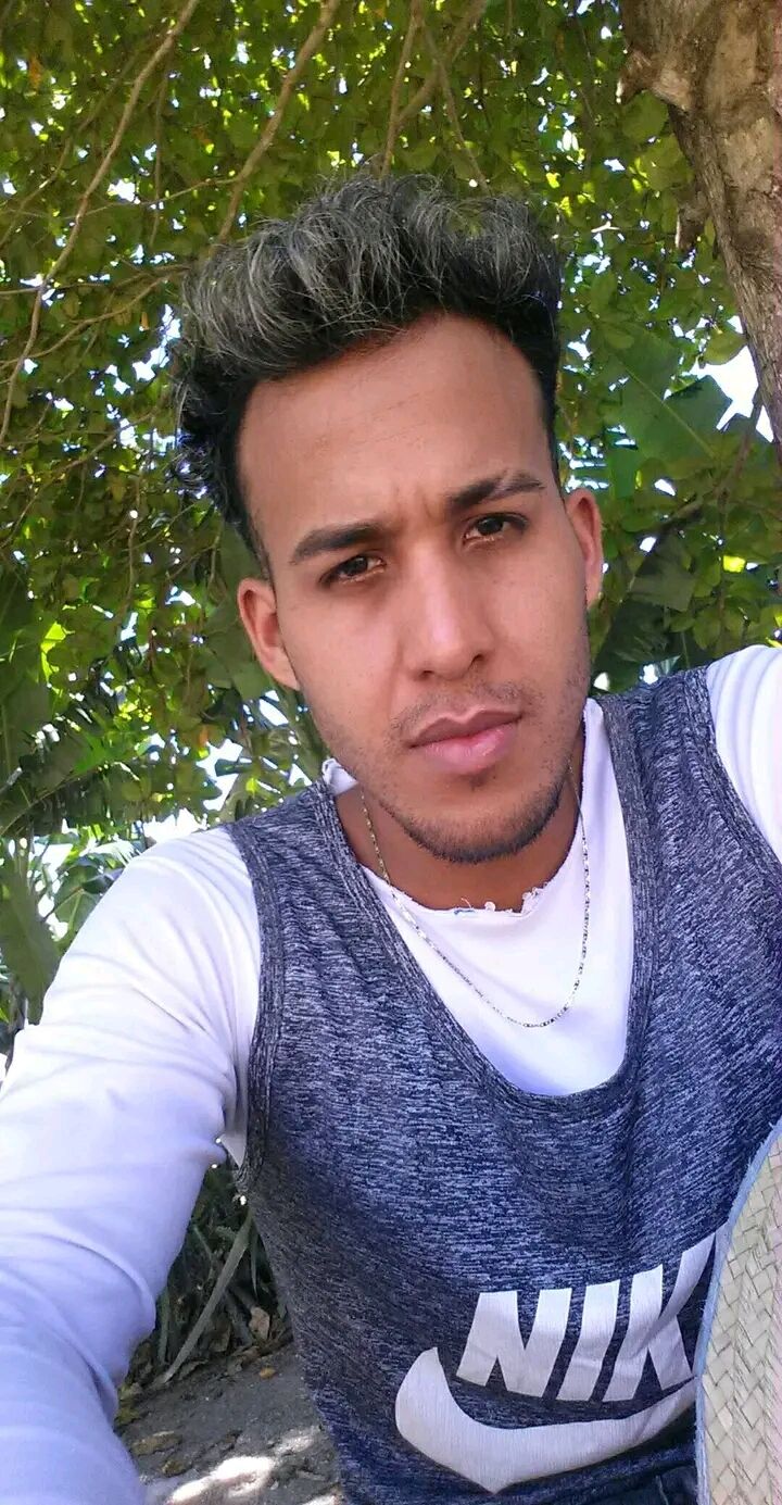  42015879  Nolberto, 27 ,    