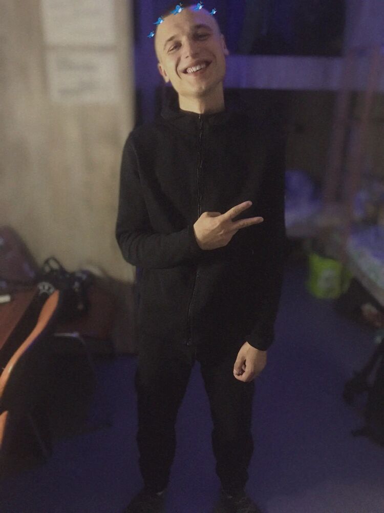  39762039  Yakha, 27 ,    