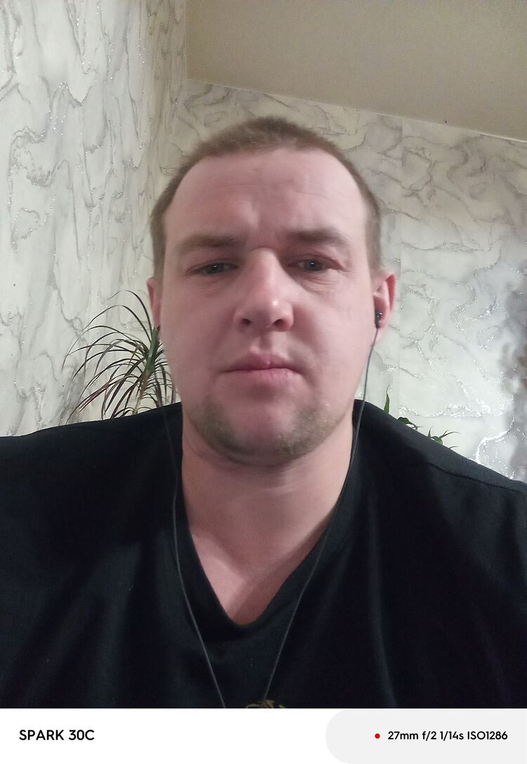  ,   Igor, 35 ,   ,   