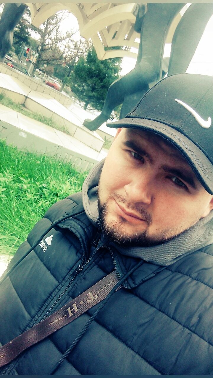  48267889  , 28 ,    