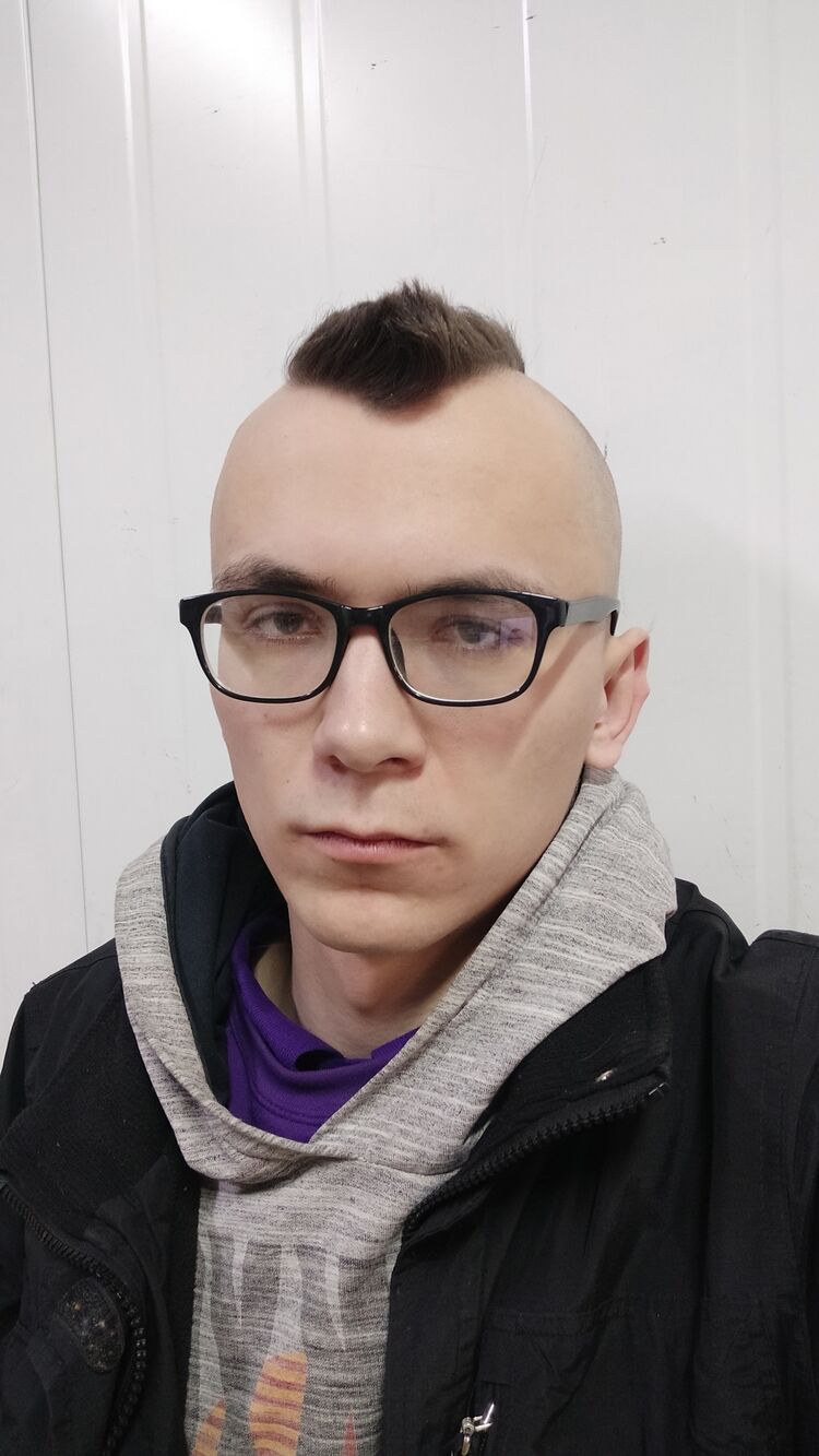  35702889  , 27 ,    