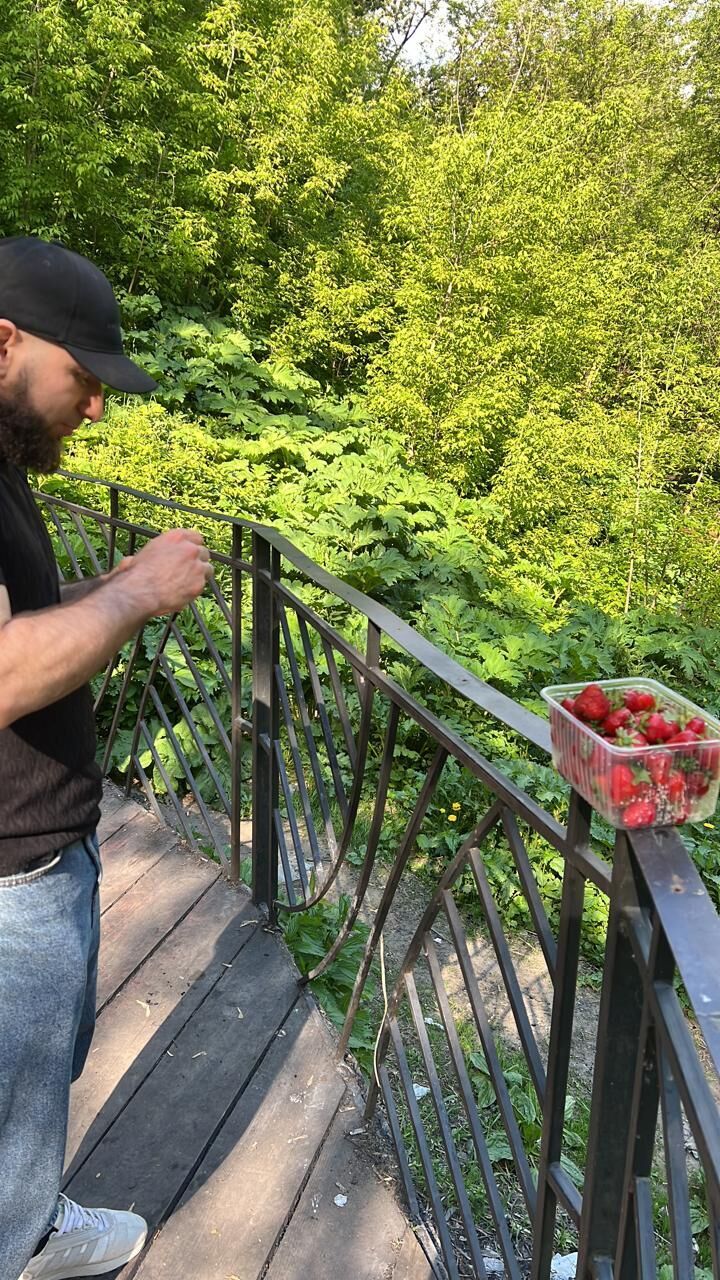  54791239  GORETS, 34 ,    