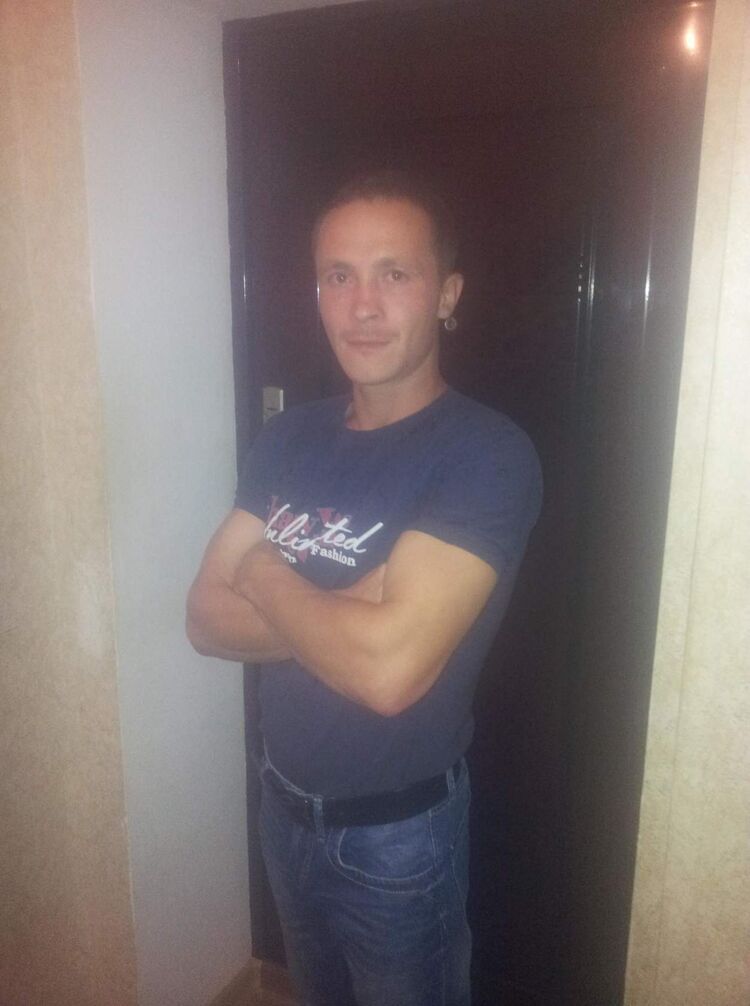  ,   Dmitry, 34 ,   ,   , c , 