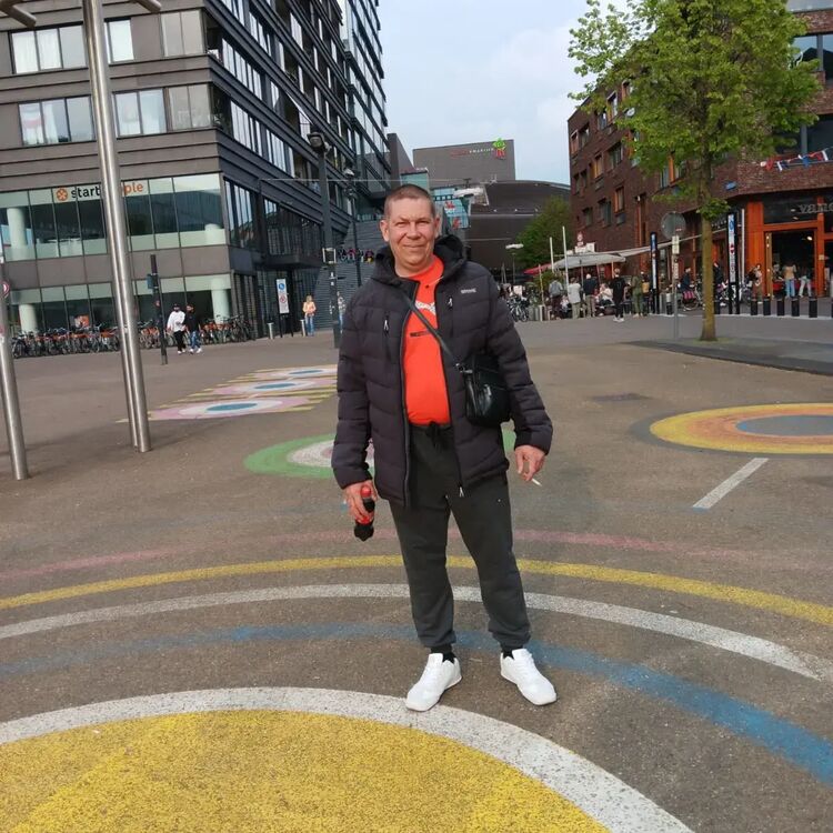 ���������� Essen, ���� ������� �������, 44 ����, ������������ ��� ����� � ���������, c�������� ���������, ���������