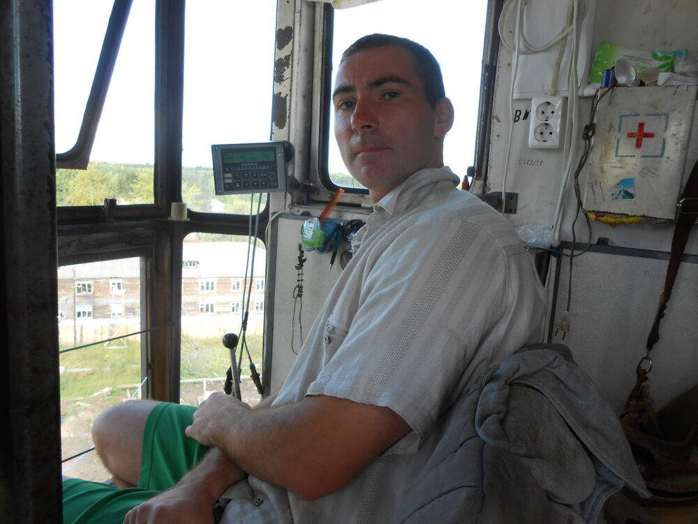  ,   Mike, 49 ,   