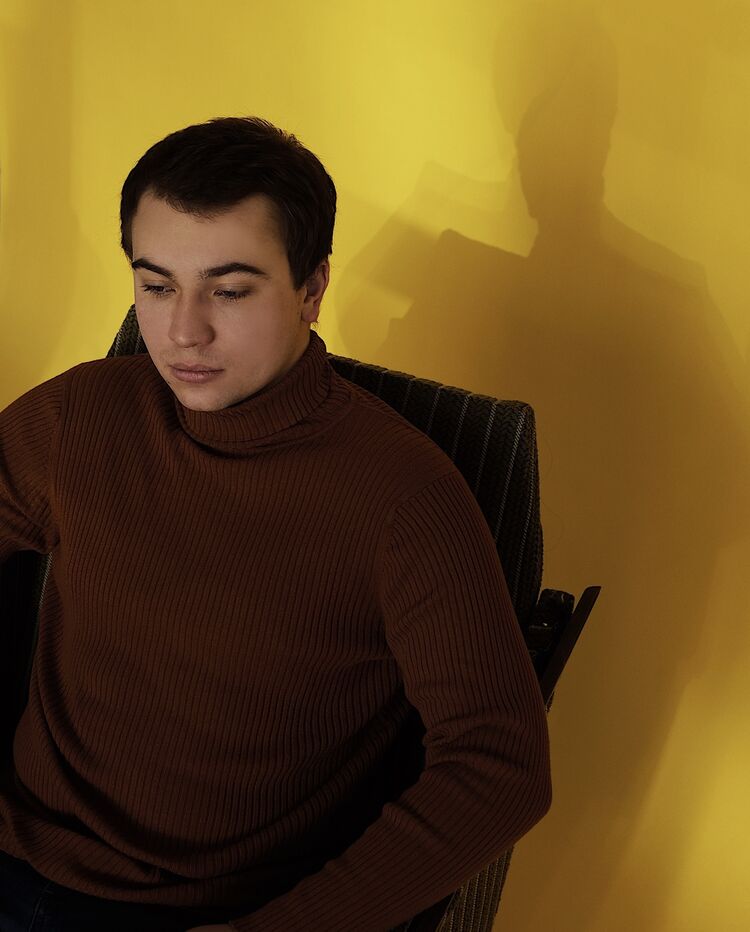  23976949  , 30 ,    -