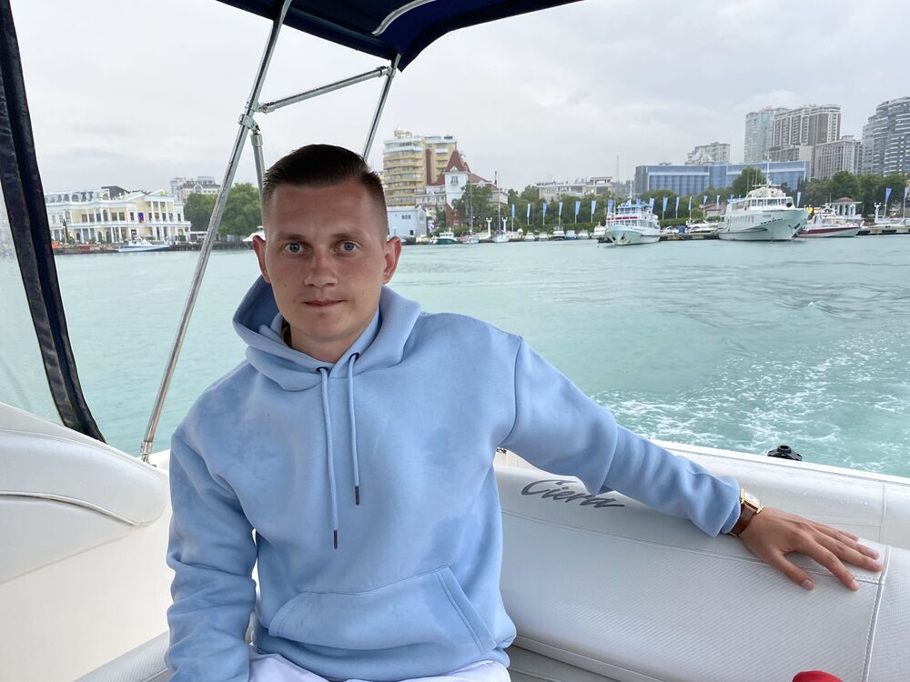  29836189  , 33 ,    -