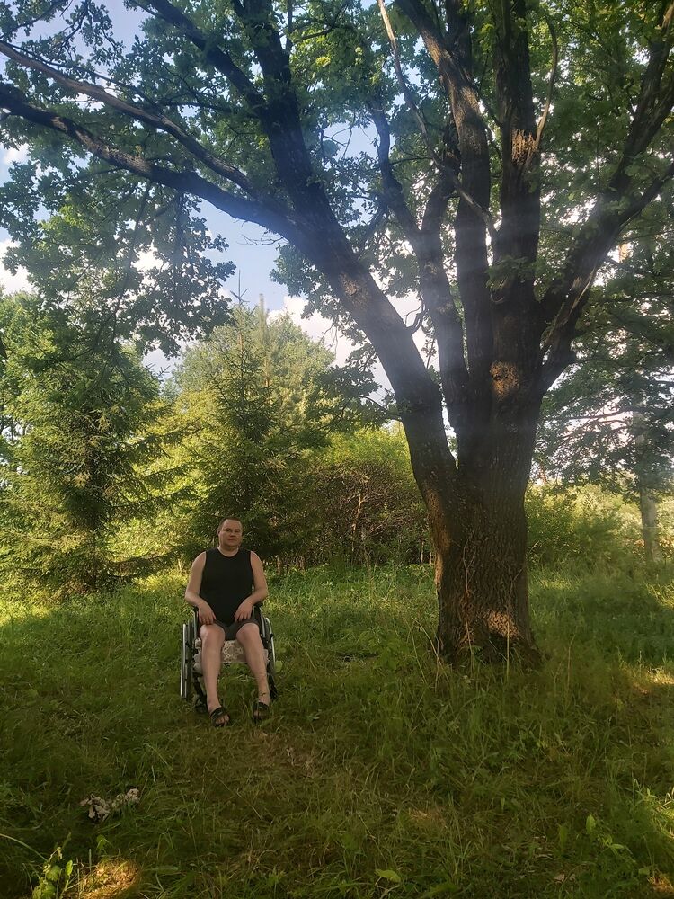  30778179  Artem, 40 ,     