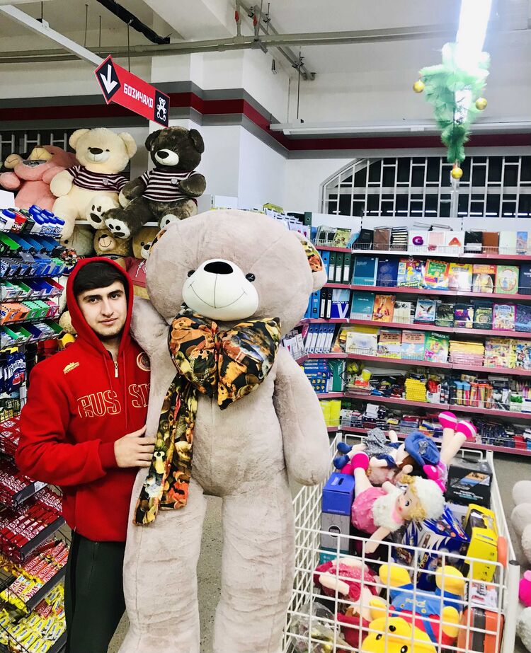  ,   Beli, 23 ,   ,   , c 