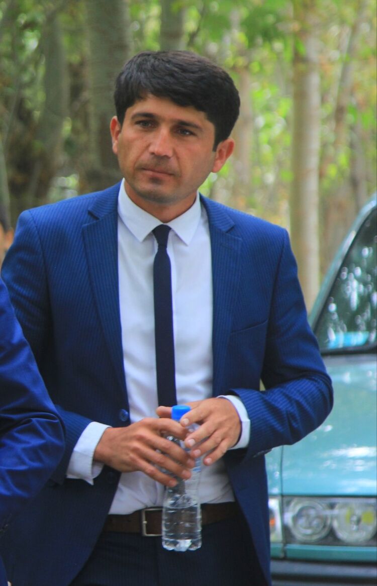  ,   Rustam, 37 ,   ,   , c 