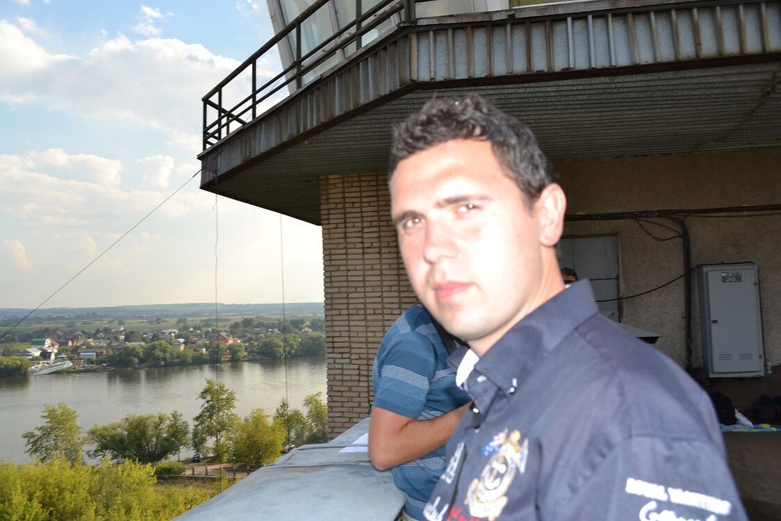  4295449  Knight, 46 ,    