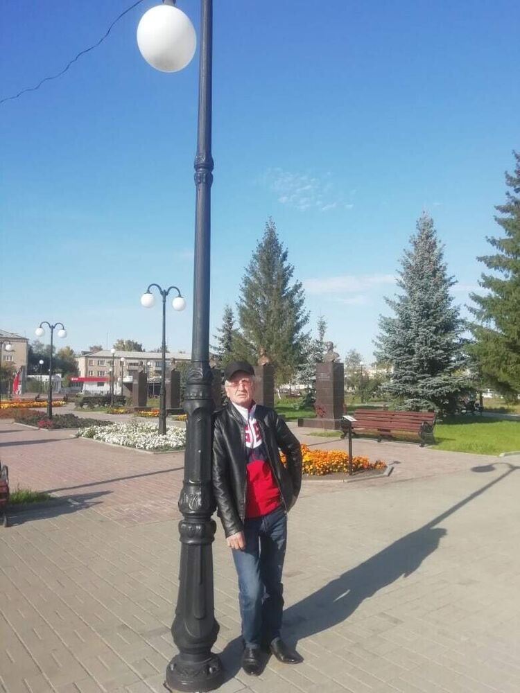  21209239  , 63 ,    