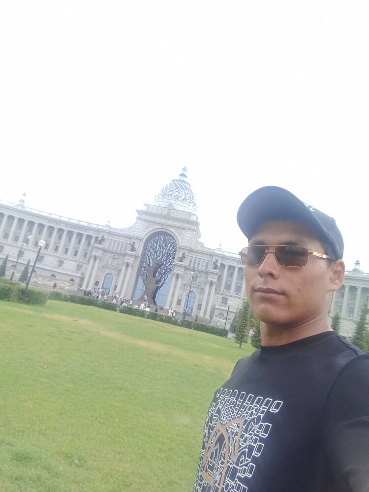  44822979  Amirbek, 23 ,    