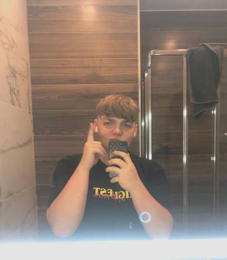  40692069  , 20 ,    -