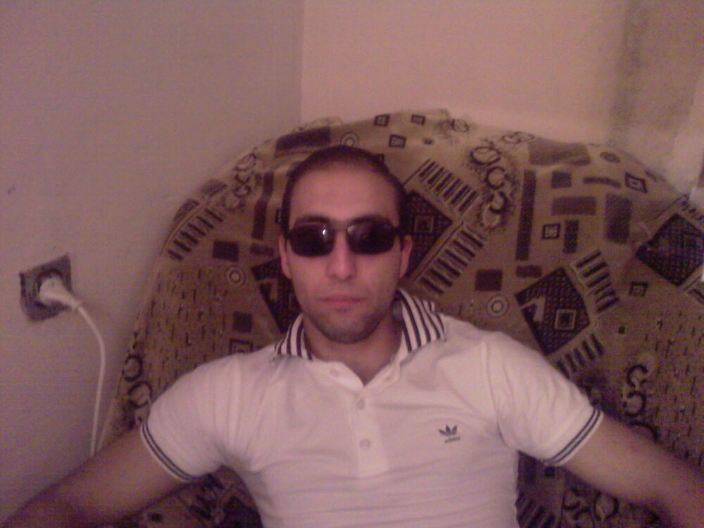  9758139  Tigran, 39 ,    