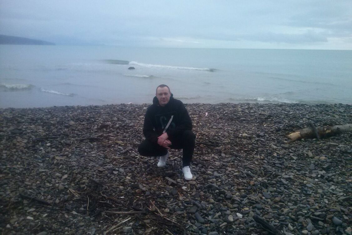  9346839  , 42 ,    -