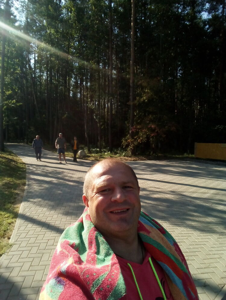  18141279  Valentin, 50 ,    