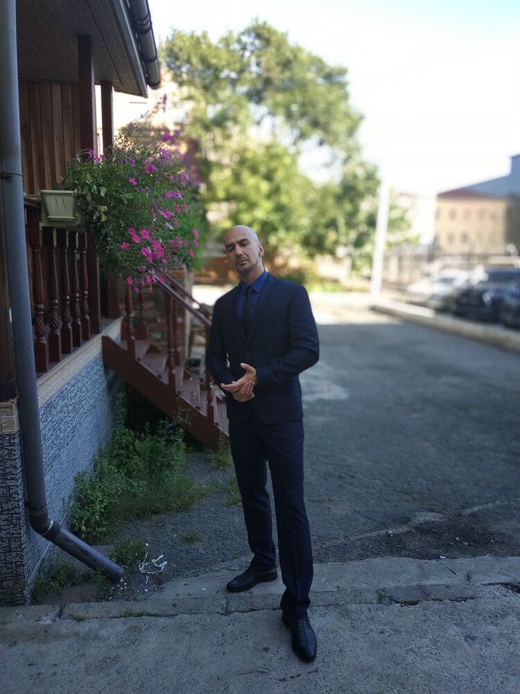 ,   Alexandr, 39 ,   
