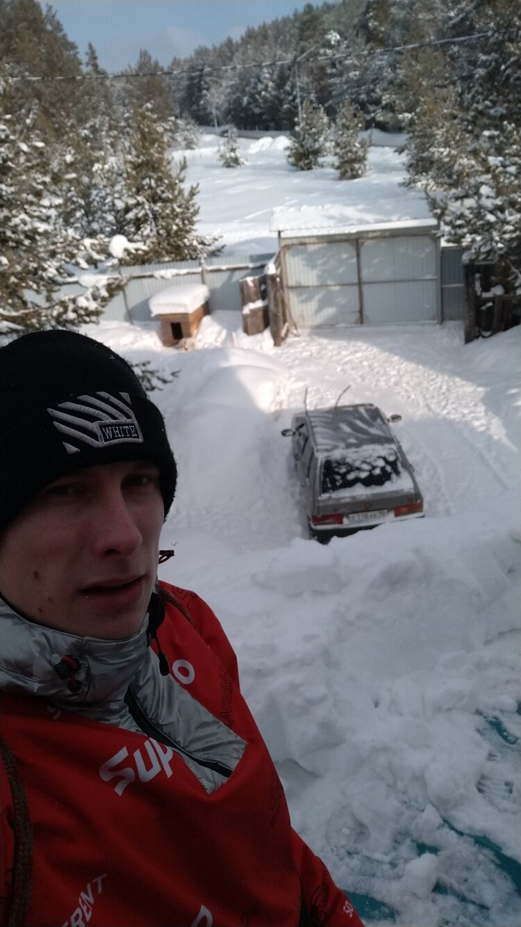  43379839  Ivan, 26 ,    