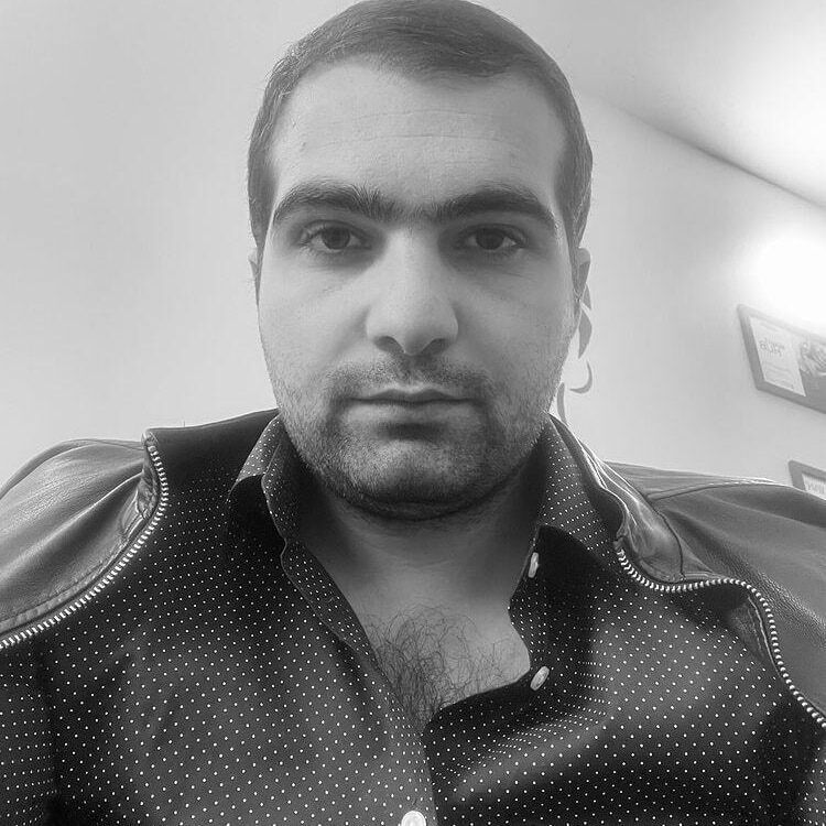  46579089  , 28 ,    