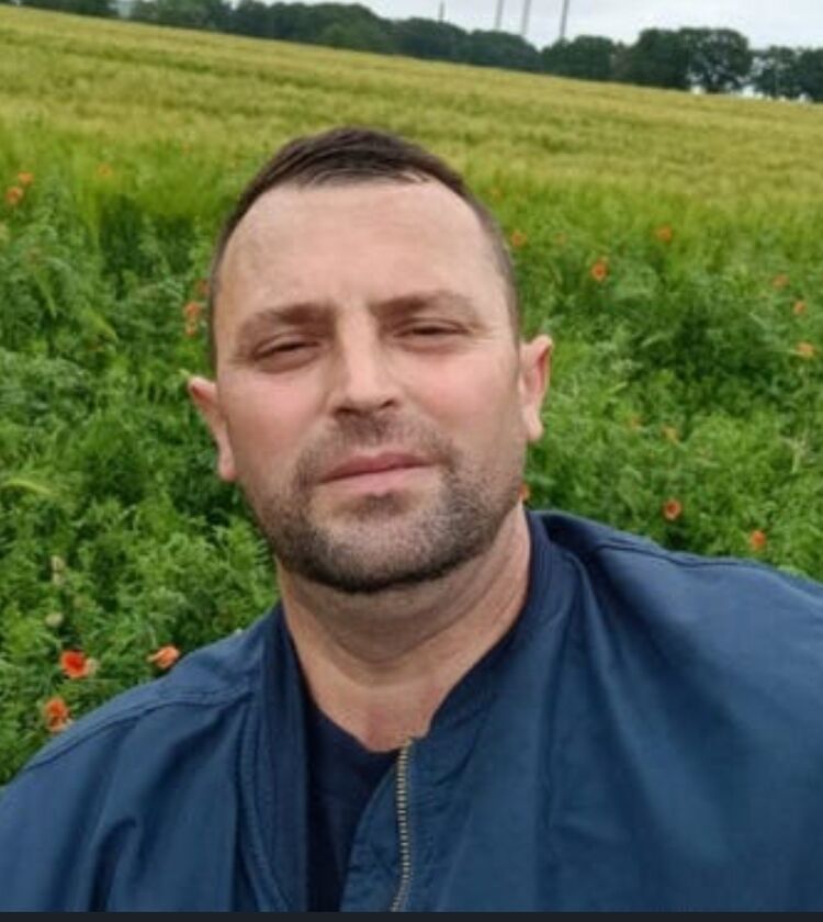  54172419  Andres, 43 ,    Lyon 05