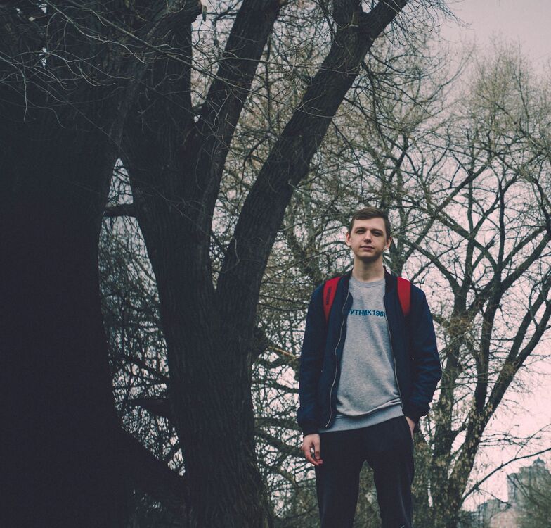  28803839  Yuri, 29 ,    