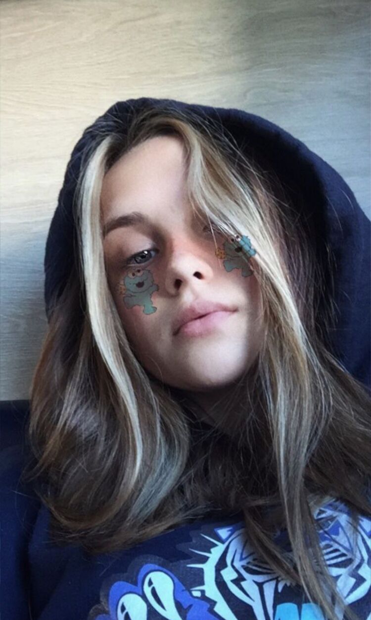  33629739  , 24 ,    