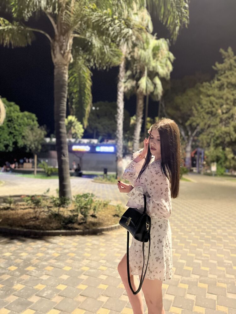  53150319  Nastya, 22 ,    