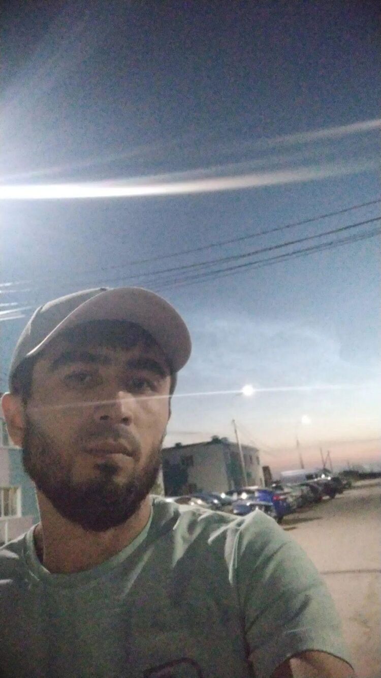 27493279  Bahtiyor, 32 ,    
