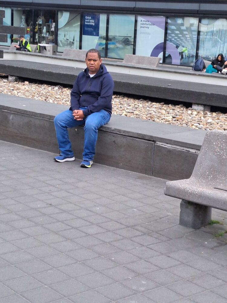  45599349  , 39 ,    Almere Stad