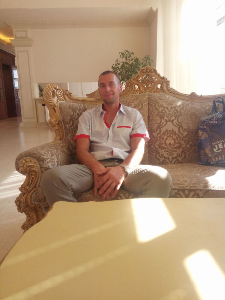  23931339  Igor, 39 ,    -