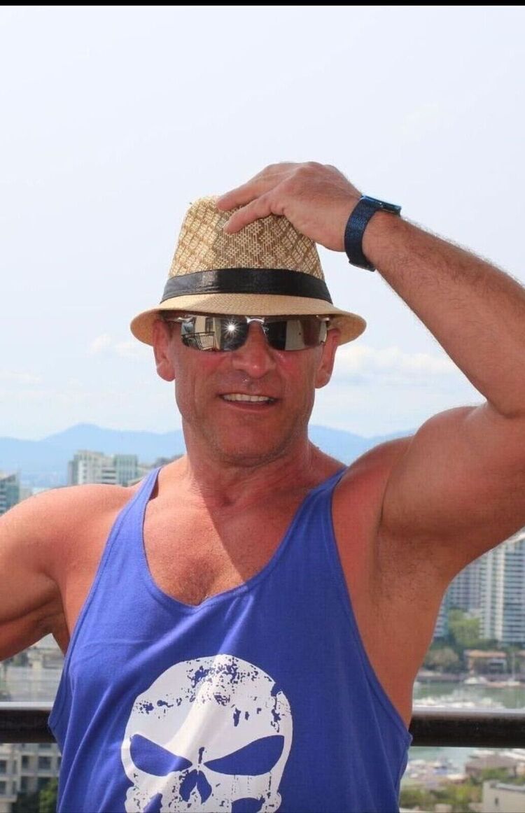  46965459  Vlad, 47 ,    -